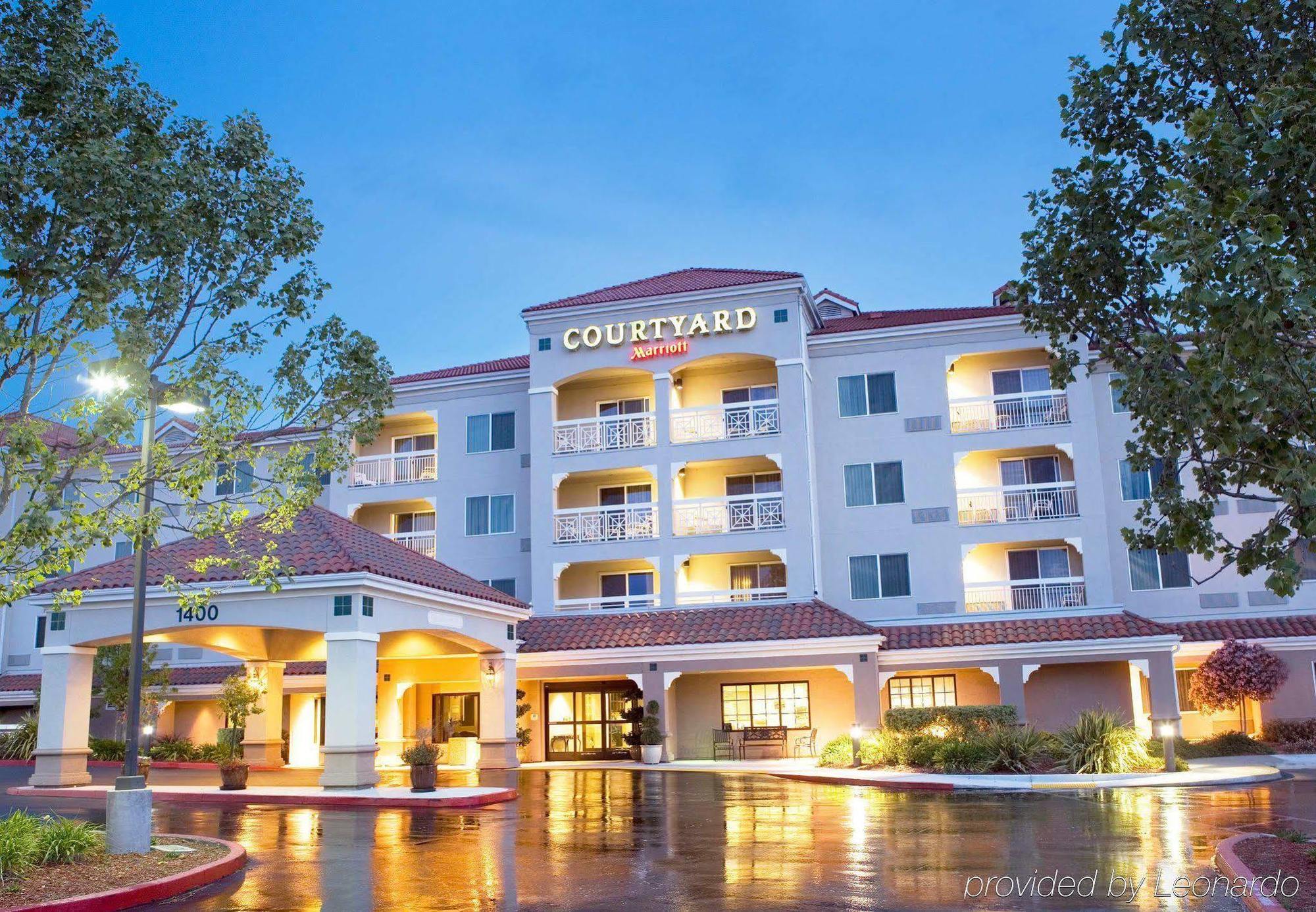 Hotel Courtyard Novato Marin/Sonoma Exterior foto